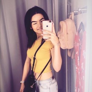 Meet your Posher, Stephanie